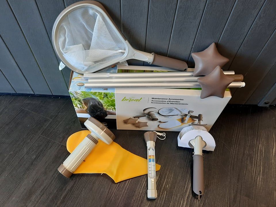 Boreal 7 piece Spa Kits